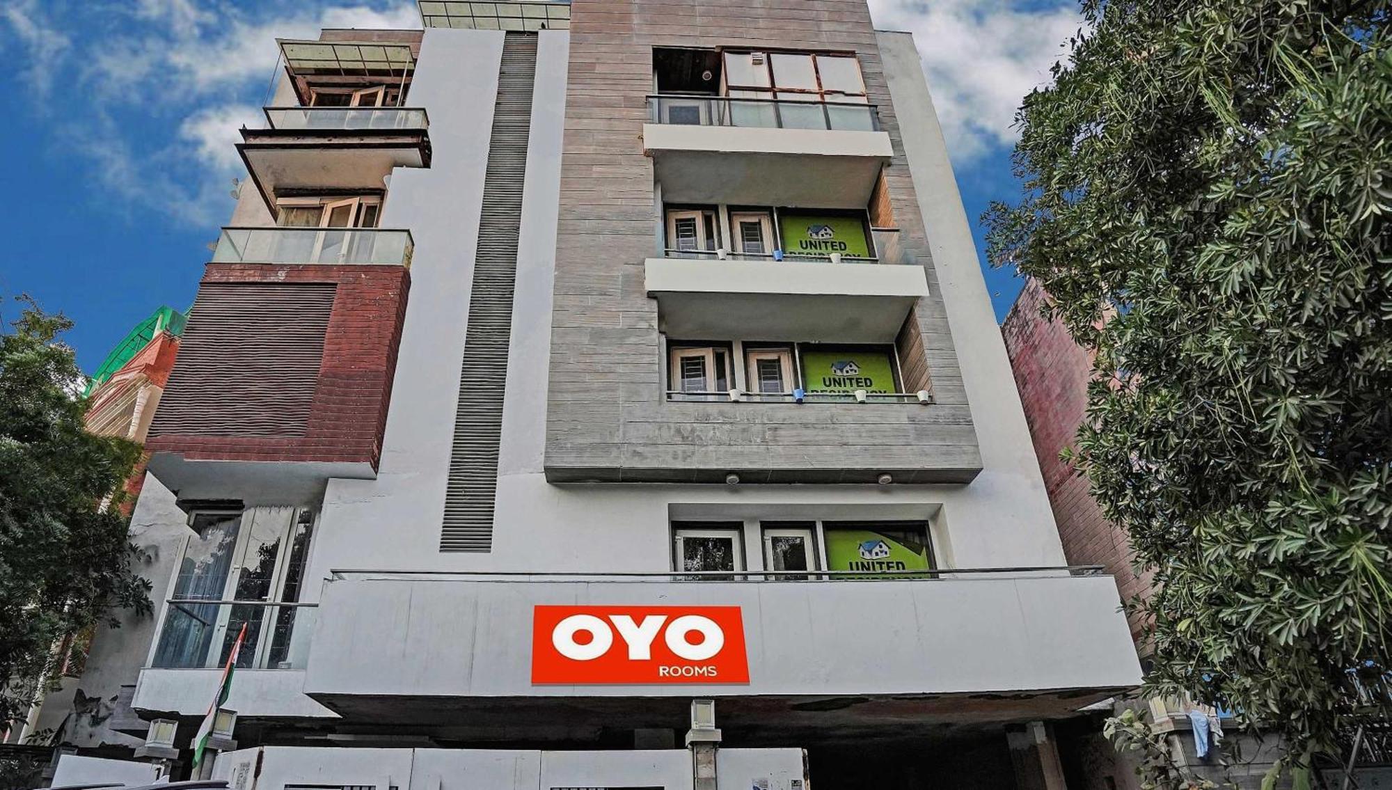 Hotel O South Galaxy New Delhi Bagian luar foto
